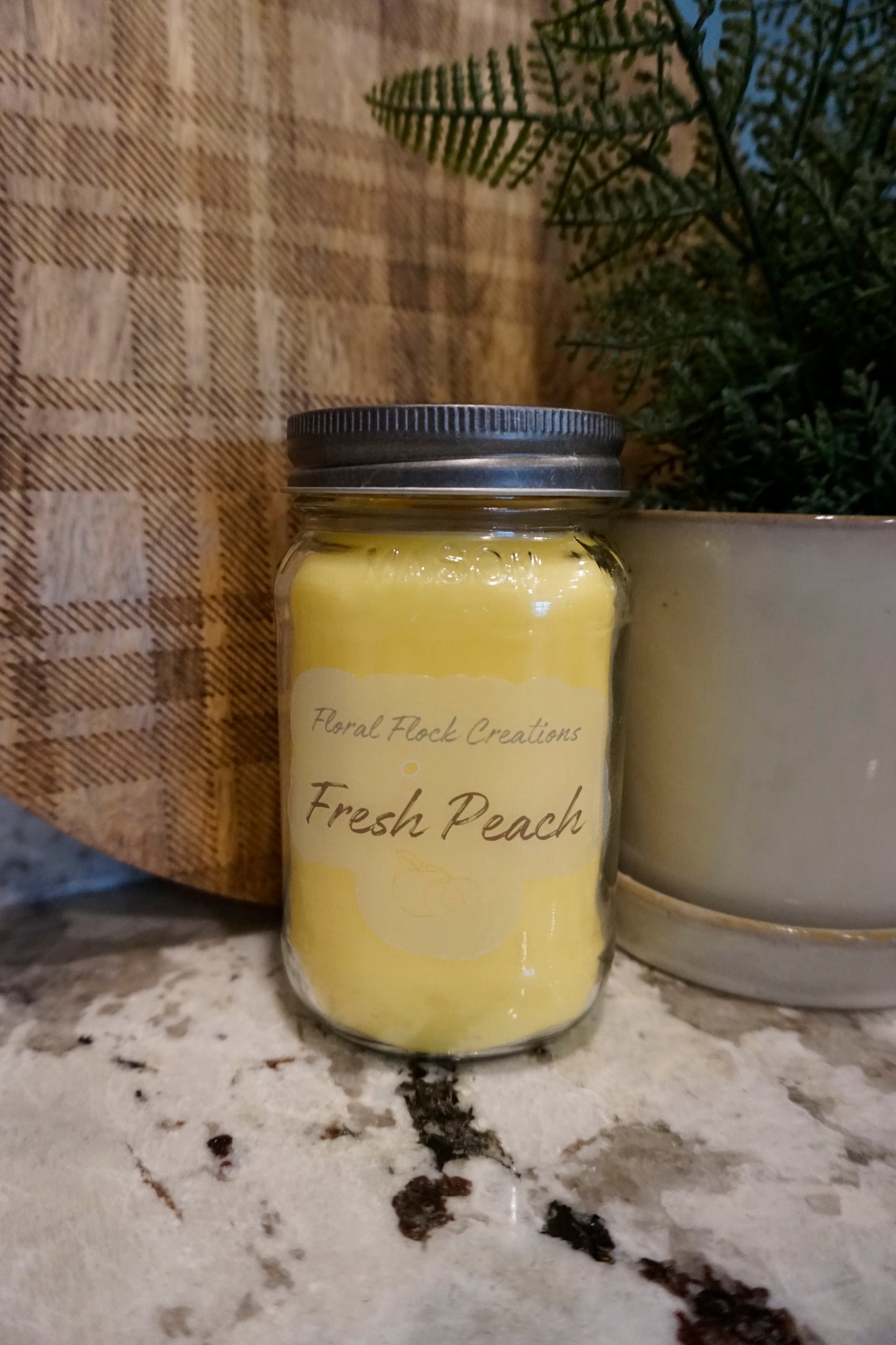 Fresh Peach 13 oz Candle